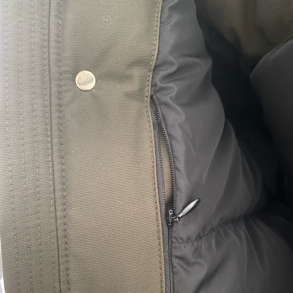 Moose Knuckle Parka - Army (Large) - Picture 13 of 13